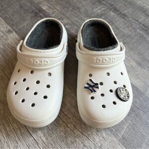 Crocs Kids White Clogs Size 3 Little Girl Comfort Slip On Shoes